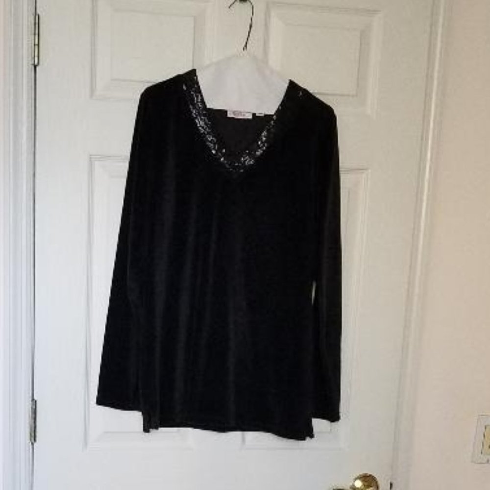 Quacker Factory Long Sleeve Sequin Velour Top (S)